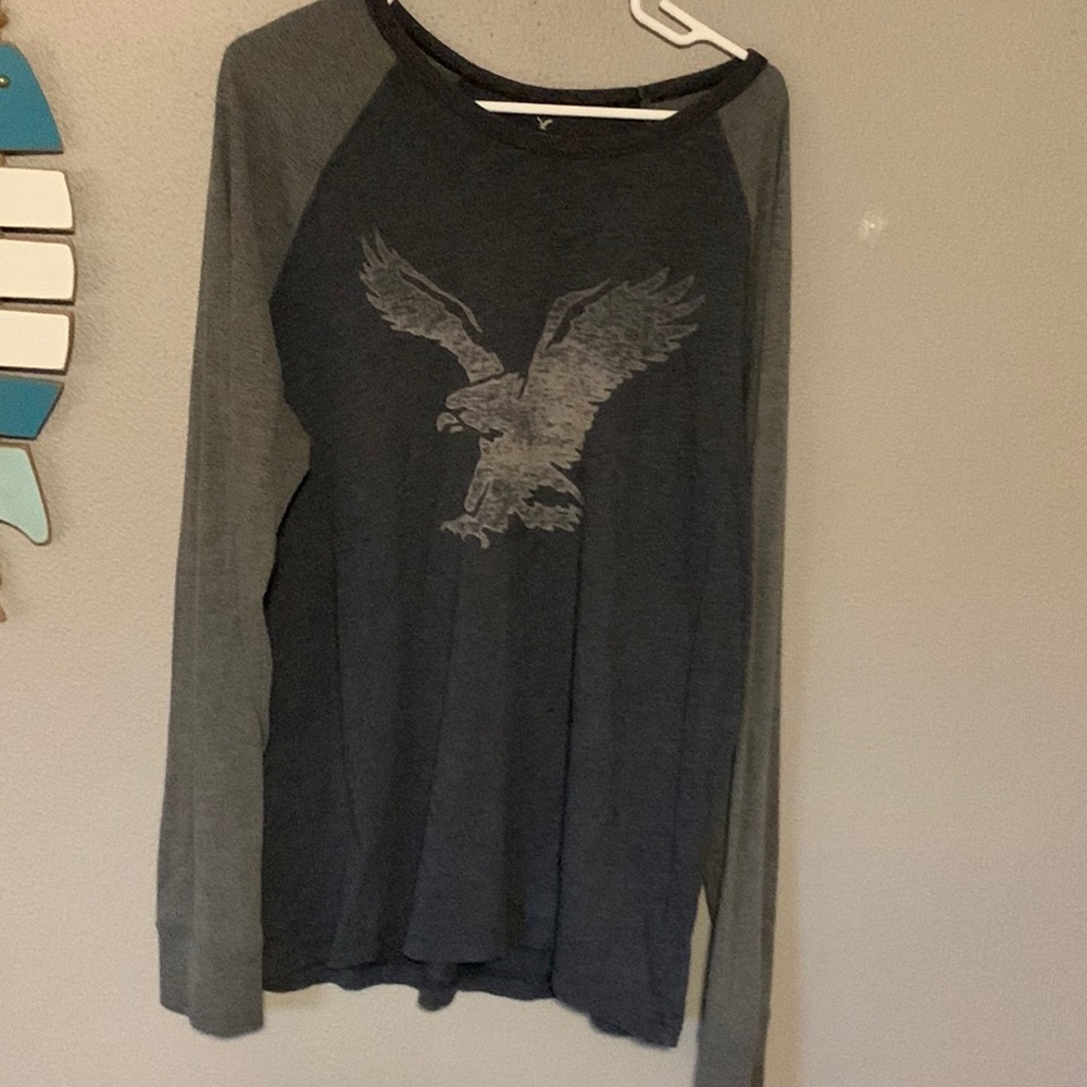 American Eagle shirt